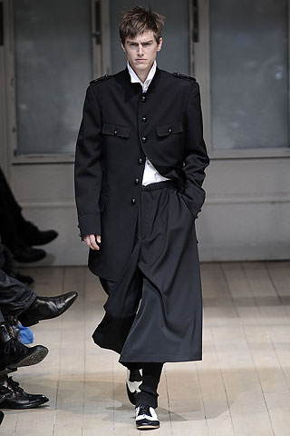 Yohji Yamamoto / - 2009-2010